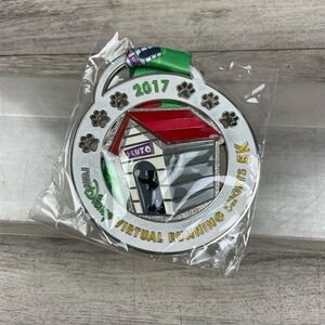 Disney RunDisney 2017 Medal  Virtual Running Shorts Series Pluto 5K